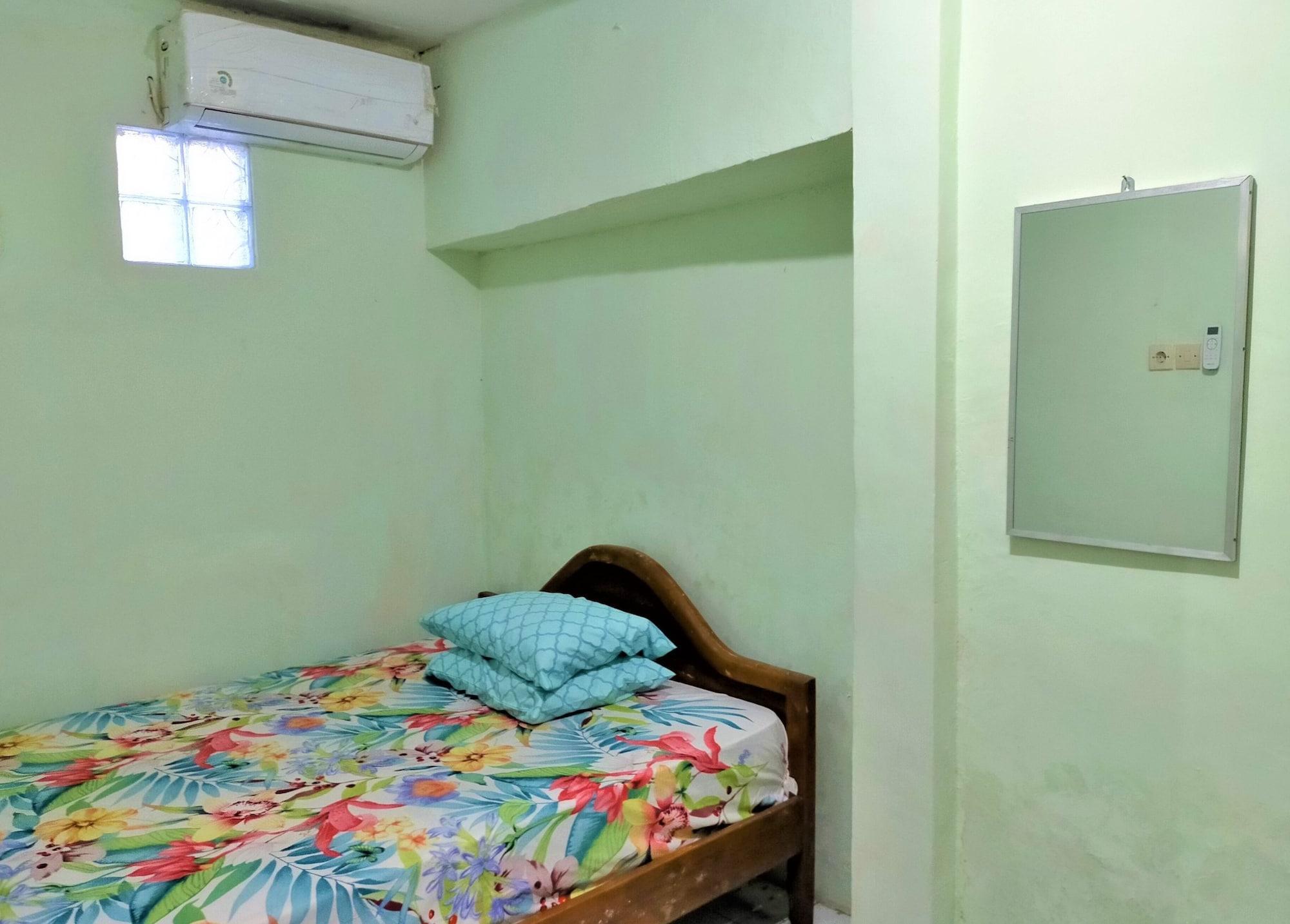 Gandrung City Hostel بانيووانجى المظهر الخارجي الصورة