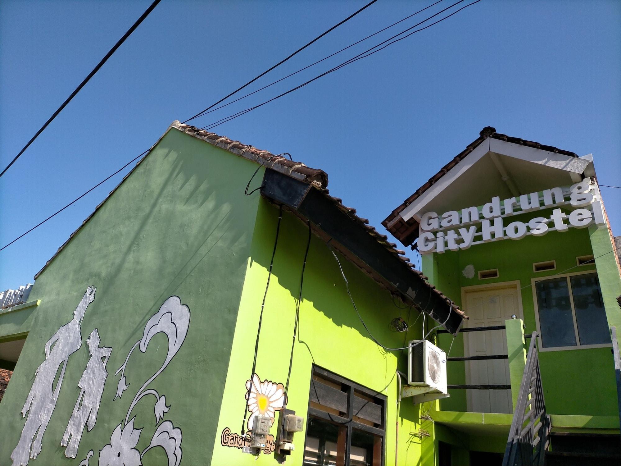 Gandrung City Hostel بانيووانجى المظهر الخارجي الصورة