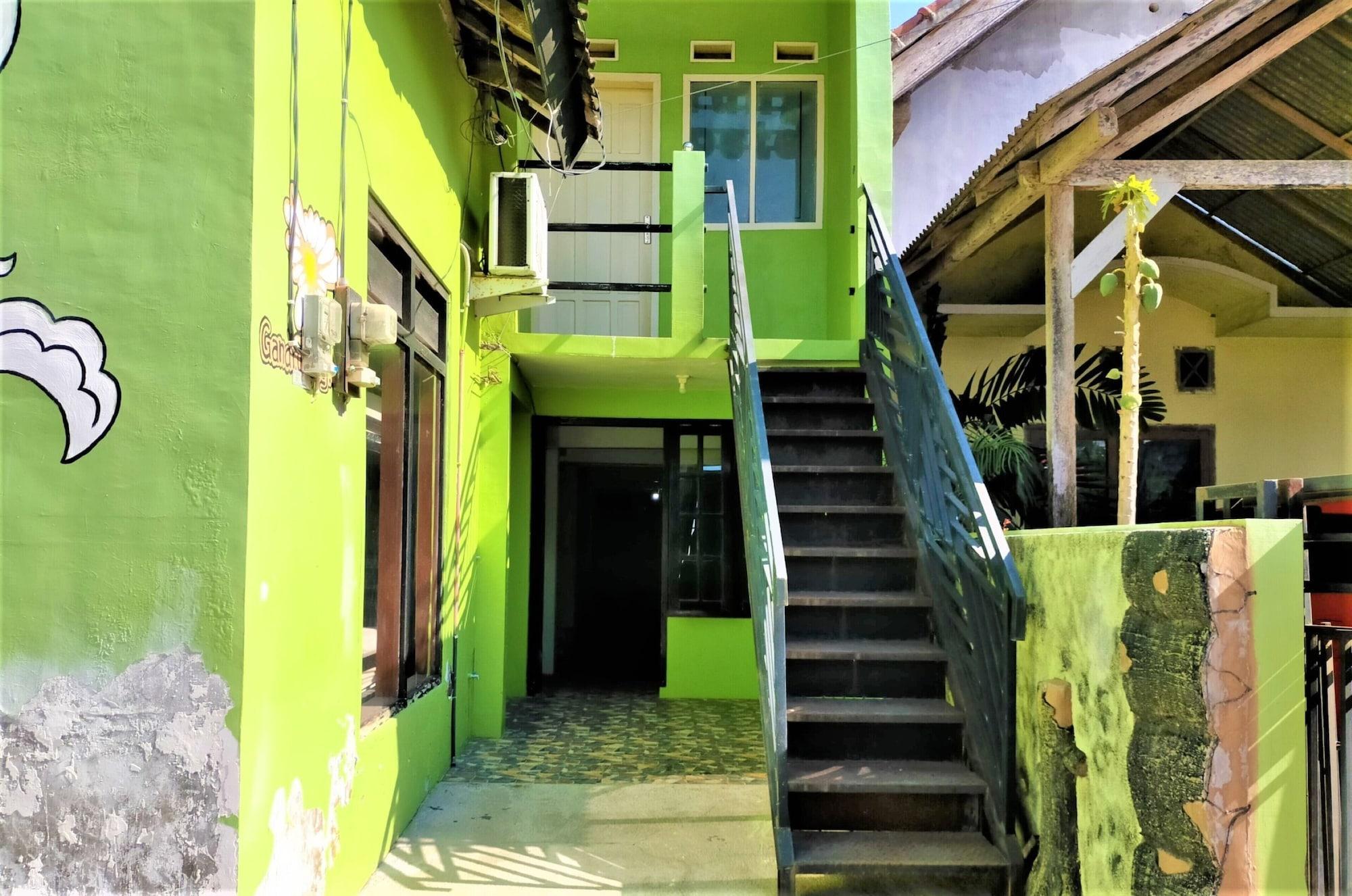 Gandrung City Hostel بانيووانجى المظهر الخارجي الصورة