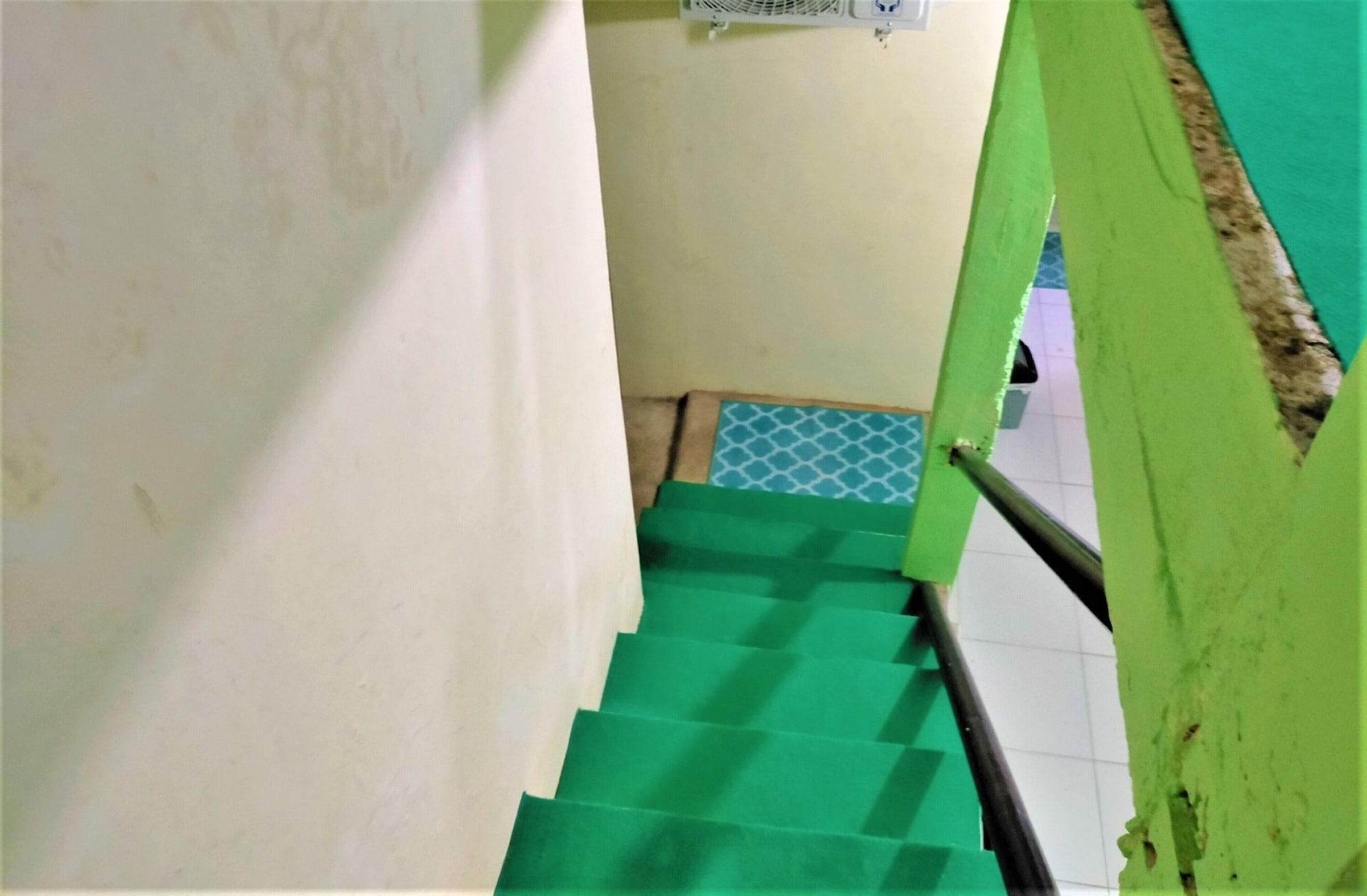 Gandrung City Hostel بانيووانجى المظهر الخارجي الصورة