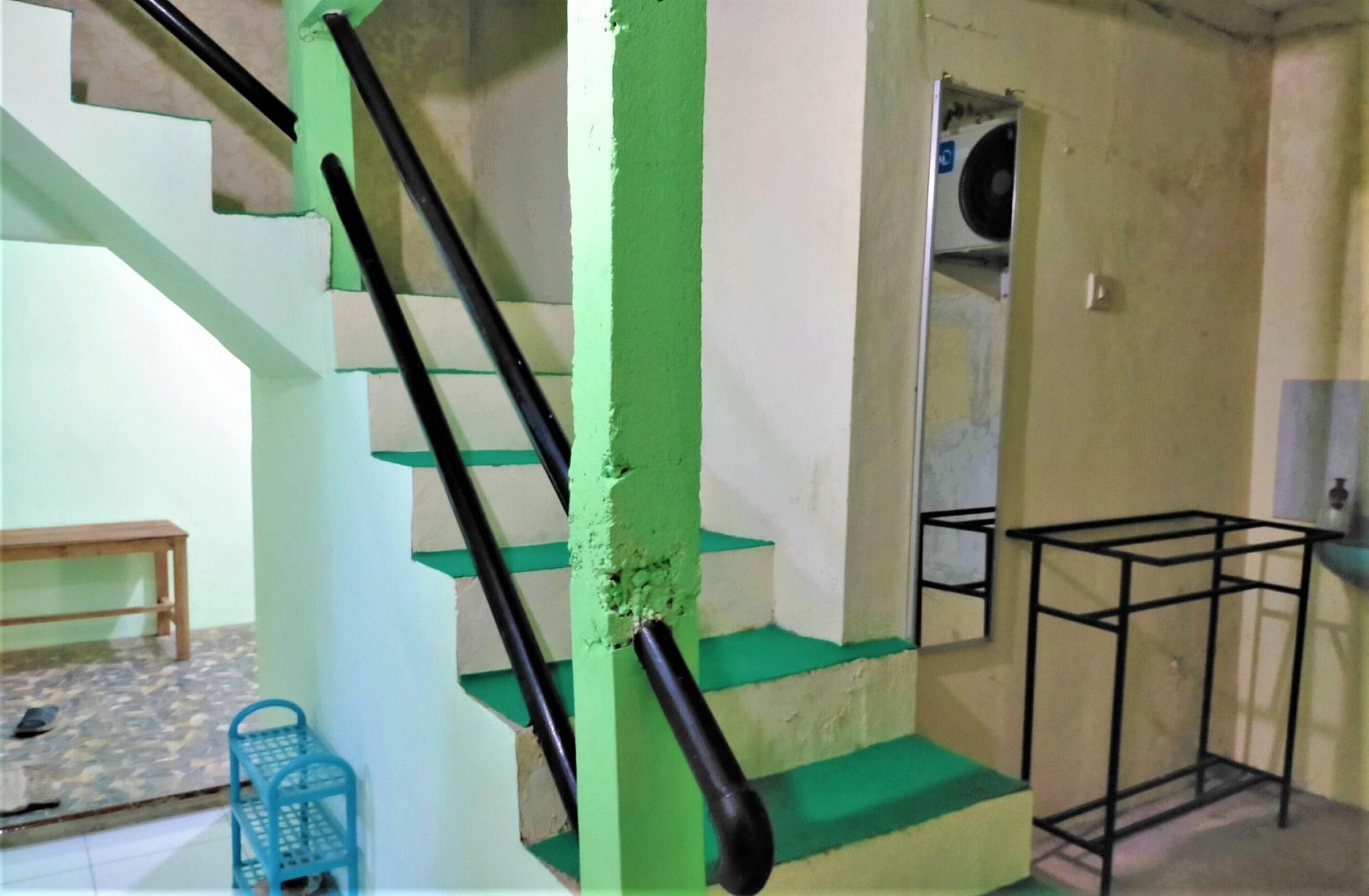 Gandrung City Hostel بانيووانجى المظهر الخارجي الصورة